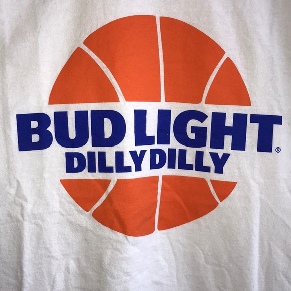 Bud Light Dilly Dilly T-Shirt Size Medium - Picture 2 of 3